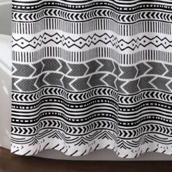 Hygge Geo Shower Curtain - Lush Décor -Beautiful House GUEST 0579f23f cf91 4017 a642 22f8ac0e7293