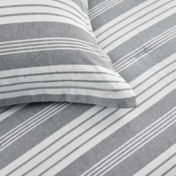 Farmhouse Yarn Dyed Stripe Comforter Set - Lush Décor 6 Farmhouse Yarn Dyed Stripe Comforter Set - Lush Décor -Beautiful House GUEST 0e288d73 3eb5 4ee1 bff1 6a6c2bd66fd0