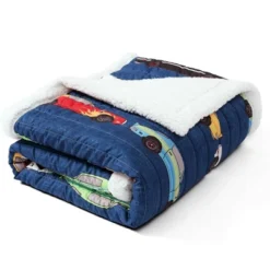 Kids' Race Car Faux Shearling Throw Blanket - Lush Décor 10 Kids' Race Car Faux Shearling Throw Blanket - Lush Décor -Beautiful House GUEST 2a5bbae0 887b 4982 b417 b7dca89b0f6d