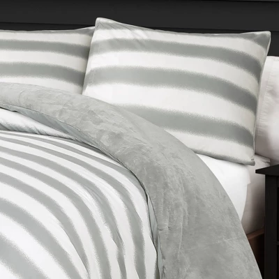 Plush Stripe Comforter Set Gray - Lush Décor 2 Plush Stripe Comforter Set Gray - Lush Décor - Image 2