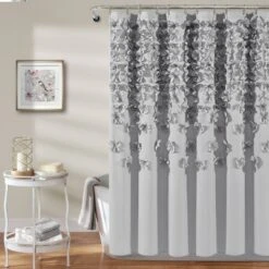Lucia Scattered Flower Textured Shower Curtain - Lush Décor -Beautiful House GUEST 2ada0e34 293b 4a4c 860c f451668213bf
