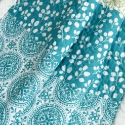 50"x60" Bohemian Striped Faux Shearling Throw Blanket - Lush Décor 10 50"x60" Bohemian Striped Faux Shearling Throw Blanket - Lush Décor -Beautiful House GUEST 457c82a2 f3a4 49ee b2c0 b96fcb7aa55c