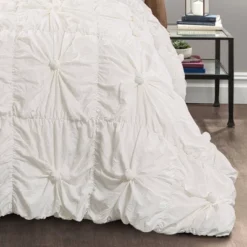 Bella Comforter Set - Lush Décor -Beautiful House GUEST 4fff1340 ce02 438f 92d1 8dbe4880ac35