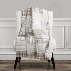 Lush Décor Greenville Throw Blanket 11 Lush Décor Greenville Throw Blanket -Beautiful House GUEST 5c83a43d 8529 4fa4 9d93 ed707c3ccf97