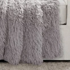 50"x60" Emma Faux Fur Throw Blanket - Lush Décor -Beautiful House GUEST 664a95db 2e80 470f ba28 b86629e96530