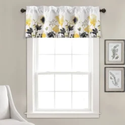 18"x52" Zuri Flora Light Filtering Valance - Lush Décor -Beautiful House GUEST 7691a27a 2648 46e1 8f55 e4a573666427
