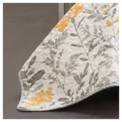 3pc Aprile Reversible Quilt Set - Lush Décor -Beautiful House GUEST 77307f48 0b5b 4d0c 8e25 7ab9138ac162