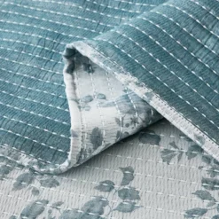 Lush Décor Rose Garden Pick Stitch Jacquard Matelasse Coverlet Blue 14 Lush Décor Rose Garden Pick Stitch Jacquard Matelasse Coverlet Blue -Beautiful House GUEST 773fa256 e206 49ad 940e 2716fd0d4d6d