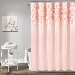 Lillian Shower Curtain - Lush Décor 12 Lillian Shower Curtain - Lush Décor -Beautiful House GUEST a33e66ee 553f 4bc2 847b 009b9e041614