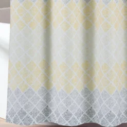 72"x72" Medallion Ombre Shower Curtain - Lush Décor -Beautiful House GUEST a35f0fca f1c6 4db1 8e4b 284a98e0e7b2