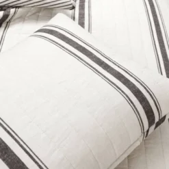 Farmhouse Striped Reversible Quilt Bedding Set - Lush Décor -Beautiful House GUEST aeb2ae5e ef5d 41ed 9151 3bc0ff965fc0
