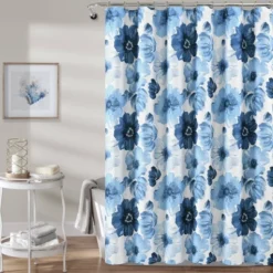 Leah Shower Curtain - Lush Décor -Beautiful House GUEST f9e52afe 8e49 4036 9e4a 0eb190af652e